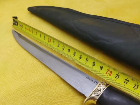 Филейный нож для разделки рыбы